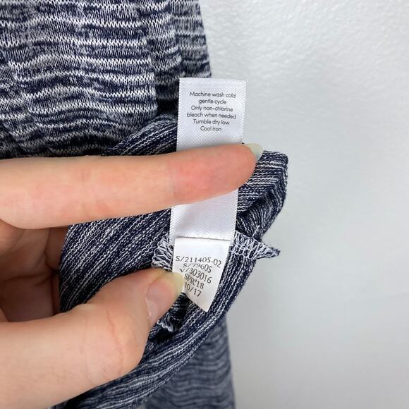 Athleta Breezy Long Sleeve Navy Striped Cutout Open Back Blue Size Large - Picture 9 of 9